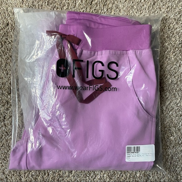 ❌Sold in M ❌Scrub Set in Dusk (XS) - Picture 3 of 10